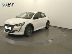 Blanc Utilisé 2022 Peugeot e-208 Active Citadine | 15 779 € (Prix juste)