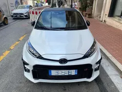 Blanc Utilisé 2024 Toyota Yaris Berline | 49 900 €