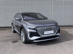 Gris typhon métallisé Occasion 2021 Audi Q4 e-tron S-Line SUV | 36 900 € (Prix juste)