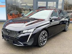 Noir Nouvelle 2024 Peugeot 308 Allure Break | 27 990 € (Prix juste)