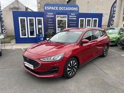 Rouge Utilisé 2024 Ford Focus Business Edition | 21 499 € (Prix juste)