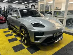 Argent Nouvelle 2024 Porsche Macan Turbo SUV | 159 990 €