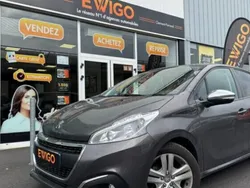 Gris Utilisé 2019 Peugeot 208 Signature Sky Citadine | 6 490 € (Super prix)