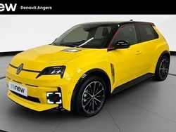 Jaune Utilisé 2024 Renault R5 Iconic Citadine | 29 890 € (Prix juste)