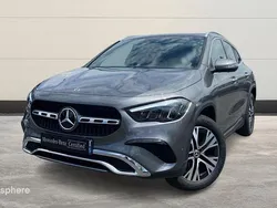 Gris Utilisé 2025 Mercedes GLA200 Business SUV | 47 990 €