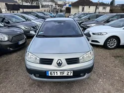 Gris Utilisé 2002 Renault Mégane II Authentique | 2 990 €