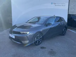 Gris Utilisé 2023 Opel Astra Business Berline | 23 900 € (Prix juste)