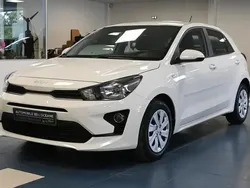 Blanc Utilisé 2023 Kia Rio Active Berline | 12 898 € (Bon prix)