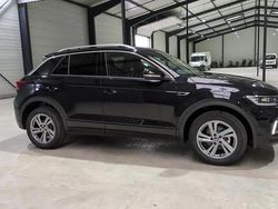 Noir Nouvelle 2025 VW T-Roc R-line Edition SUV | 35 980 € (Prix juste)