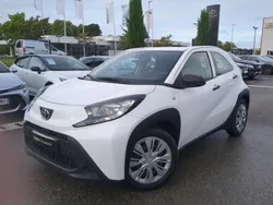 Blanc Utilisé 2023 Toyota Aygo Business Edition Citadine | 13 990 € (Prix juste)
