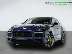 Utilisé 2023 Porsche Cayenne Turbo E-Hybrid SUV | 184 700 €
