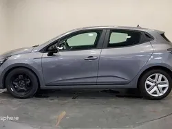 Gris Utilisé 2024 Renault Clio V Evolution Berline | 15 999 € (Prix juste)