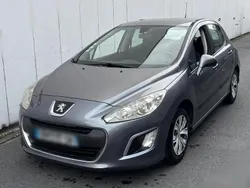 Utilisé 2011 Peugeot 308 Business-Line Berline | 3 200 € (Bon prix)