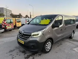 Gris Utilisé 2020 Renault Trafic Zen Van | 19 158 € (Prix juste)