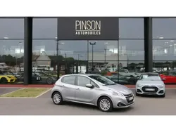 Gris fonce Utilisé 2019 Peugeot 208 Active Citadine | 10 900 € (Prix juste)