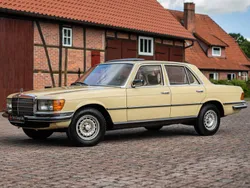 Jaune Utilisé 1975 Mercedes 350 SE Berline | 18 900 €