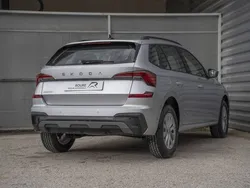 Gris Utilisé 2024 Skoda Kamiq Selection SUV | 22 490 €