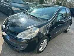 Noir Utilisé 2008 Renault Clio II Rip Curl Citadine | 3 490 €