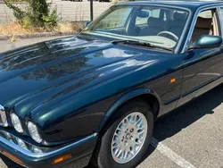 Vert Utilisé 2001 Jaguar XJ8 Berline | 15 900 €