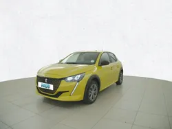 Jaune Utilisé 2023 Peugeot e-208 Style Citadine | 17 900 € (Prix juste)