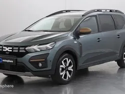 Vert Utilisé 2024 Dacia Jogger Extreme Break | 21 499 € (Prix juste)