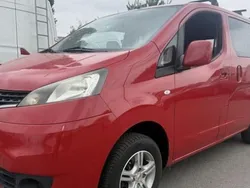 Rouge Utilisé 2012 Nissan NV200 Van | 6 990 €