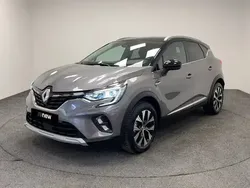 Gris Utilisé 2024 Renault Captur Techno SUV | 19 490 € (Bon prix)