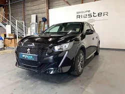 Noir Utilisé 2023 Peugeot e-208 Style Citadine | 19 960 € (Prix juste)