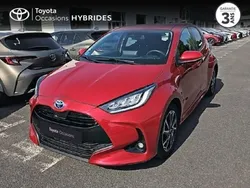 Rouge Utilisé 2022 Toyota Yaris Hybrid Design | 19 990 € (Super prix)