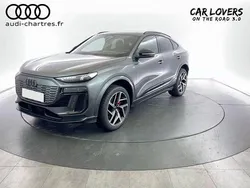 Gris Nouvelle 2025 Audi Q6 e-tron S-Line SUV | 88 690 € (Prix juste)