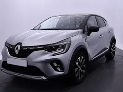 Gris Utilisé 2024 Renault Captur Techno SUV | 24 990 € (Prix juste)