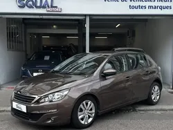 Utilisé 2015 Peugeot 308 Active Berline | 6 490 € (Prix juste)