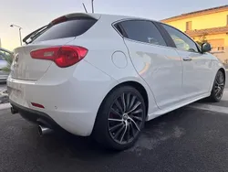 Utilisé 2013 Alfa Romeo Giulietta Quadrifoglio Verde Citadine | 13 900 €