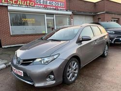 Utilisé 2013 Toyota Auris Hybrid Break | 12 990 € (Prix juste)