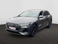 Gris Utilisé 2023 Audi e-tron S-Line SUV | 59 990 €