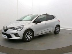 Gris Utilisé 2023 Renault Clio V Evolution Citadine | 15 990 € (Prix juste)