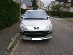 Gris Utilisé 2006 Peugeot 1007 Citadine | 5 800 €