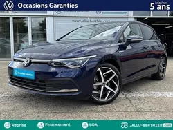 Bleu Utilisé 2024 VW Golf VIII Style | 28 989 € (Prix juste)