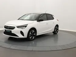Blanc Utilisé 2023 Opel Corsa-e Business Citadine | 18 350 € (Prix juste)