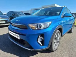 Bleu Utilisé 2025 Kia Stonic Active SUV | 22 999 € (Prix assez cher)