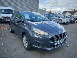 Gris Occasion 2013 Ford Fiesta Ambiente Citadine | 5 990 € (Prix juste)
