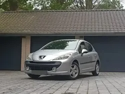 Utilisé 2009 Peugeot 207 Style Berline | 3 990 € (Prix juste)