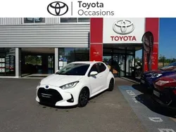 Blanc Utilisé 2023 Toyota Yaris Hybrid Design | 19 980 € (Super prix)