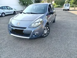 Gris Utilisé 2011 Renault Clio III Exception Berline | 4 300 € (Prix juste)