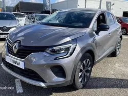 Gris cassiopee Utilisé 2024 Renault Captur Evolution SUV | 17 299 € (Bon prix)
