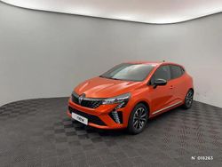 Orange Utilisé 2024 Renault Clio V Techno Citadine | 21 490 € (Prix assez cher)