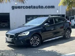 Noir Utilisé 2018 Volvo V40 CC Business Edition Break | 19 990 €