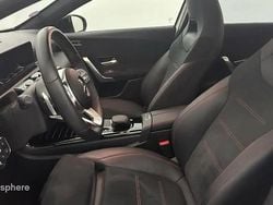 Blanc Utilisé 2022 Mercedes A180 AMG line Berline | 29 499 € (Prix juste)