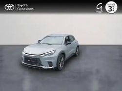 Gris manhattan métallisé Utilisé 2025 Lexus LBX SUV | 35 700 € (Prix juste)