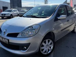 Utilisé 2007 Renault Clio III Rip Curl Citadine | 4 290 € (Prix juste)